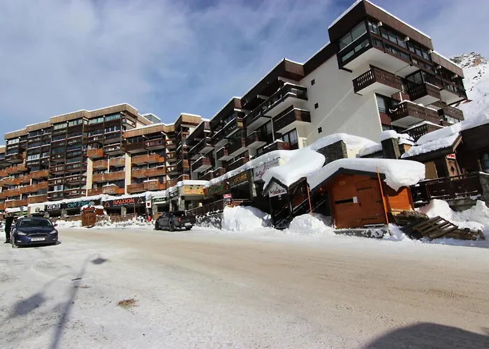 Neves - 4 Personnes Dans Quartier Anime De La Station Mae-7678 شقة *