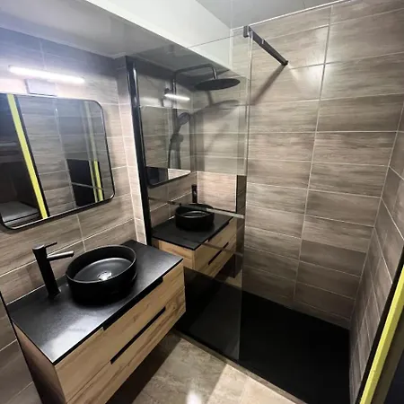 Neves - 4 Personnes Dans Quartier Anime De La Station Mae-7678 Daire Val Thorens